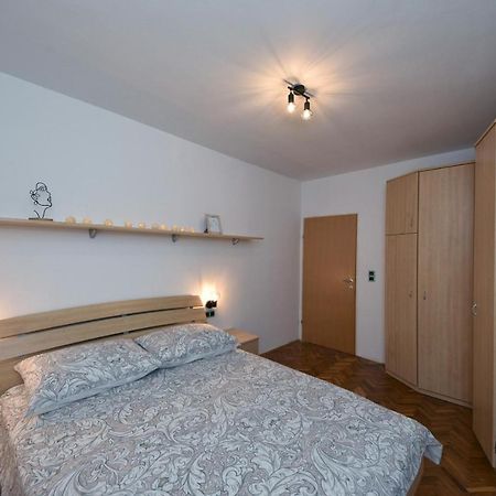 Family Apartment Sara Zadar Buitenkant foto